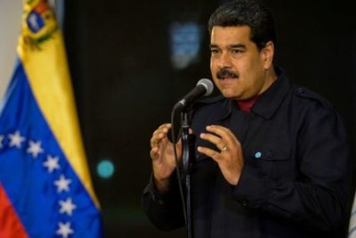 مادورو خواستار بازبینی کامل روابط ونزوئلا با آمریکا شد