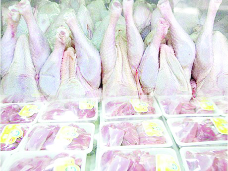 وعده مسئولان برای شکسته شدن قیمت مرغ و گوشت