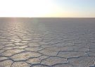 بحران دریاچه نمک قم زندگی ۲۵ میلیون نفر از مردم کشور را تهدید می‌کند