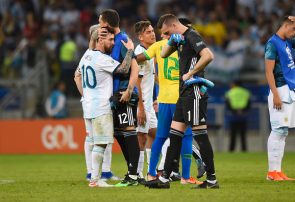 برزیل ۲-۰ آرژانتین: آلیسون نه؛ تیر دروازه مسی را ناکام کرد