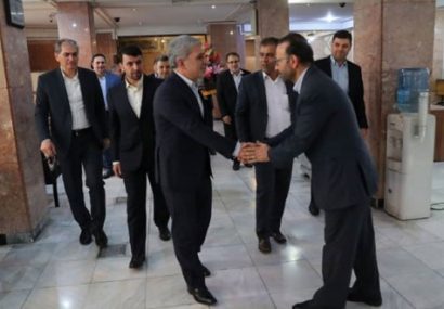 دیدار مدیرعامل بانک ملی ایران با کارکنان شعبه سعدی همزمان با روز کارمند