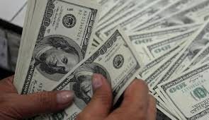 قیمت دلار در آستانه ورود به کانال ۱۱ هزار تومانی