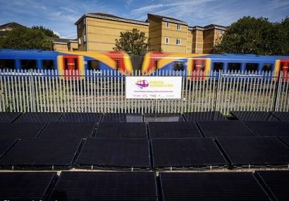 نخستین خط راه‌آهن خورشیدی جهان در انگلیس فعال شد