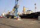 کشتی حامل کالای اساسی کشور در بندر چابهار
