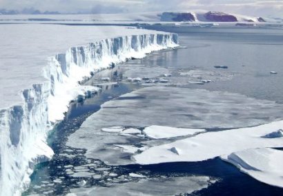 دلیل آب‌شدن یخ‌های قطب شمال