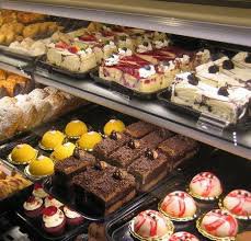 ضوابط بهداشتی در شیرینی فروشی‌ها رعایت می‌شود