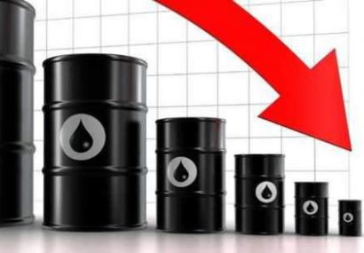 قیمت نفت به پایین ترین سطح در ۱۷ سال اخیر سقوط کرد