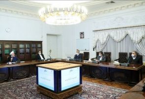 روحانی: ضرورت عرضه بیشتر سهام شرکت‌ها در بورس