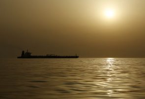 بازگشت دو نفتکش ایرانی پس از تحویل بنزین به ونزوئلا