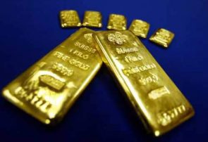 قیمت طلای جهانی همچنان بر قله تاریخی خود