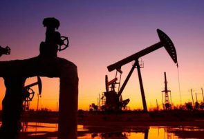 بهای نفت در بازارهای جهانی