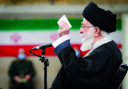 اگر میخواهند ایران به تعهدات برجامی برگردد،آمریکا باید همه تحریمها را لغو کند