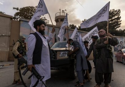 طالبان خطاب به جهان: پول ما را بدهید
