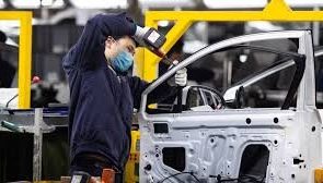 انتقاد قطعه سازان از بلاتکلیفی اصلاح قیمت خودرو