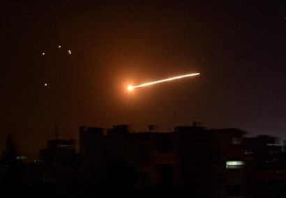 حمله هوایی رژیم صهیونیستی به دمشق/ مقابله پدافندی ارتش سوریه