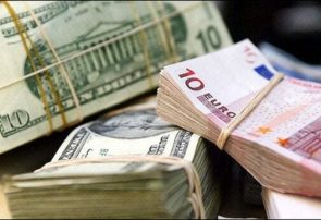 کاهش قیمت دلار و یورو در بازار