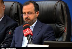 وزیر اقتصاد: تراز تجاری ایران ‌‌۱۰ میلیارد دلار مثبت شد/ تدابیر دولت برای جلوگیری از صادرات خام
