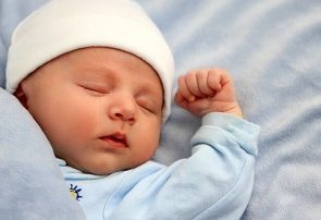میانگین سنی مردانی که امسال برای اولین بار پدر شدند/ اعلام نرخ خام ولادت در سال جاری در کشور