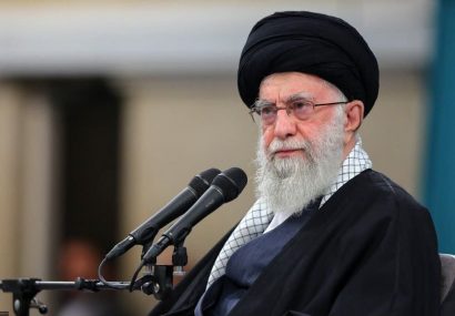 رهبر معظم انقلاب: مهمترین وظیفه حوزه، بلاغ مبین و زمینه‌سازی برای تمدن نوین اسلامی است