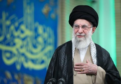 رهبر معظم انقلاب: کارگر سرمایه اصلی برای تحقق شعار سال است