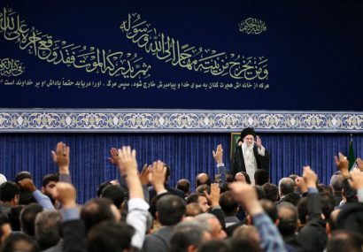 رهبر انقلاب: خدمات شهید رئیسی مایه آبرو، عزت و اعتبار ملی بود/ آمریکایی‌ها یاوه‌گویی نکنند