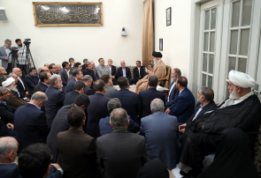 وزیر کشور و استانداران با رهبر انقلاب دیدار کردند