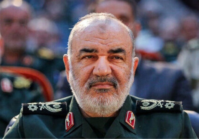 سرلشکر سلامی: سپاه در مقابل هیچ دشمنی عقب نشینی نمی‌کند