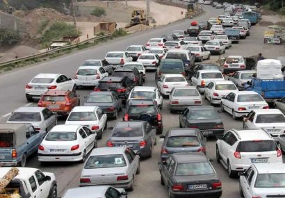 ترافیک سنگین در برخی مقاطع محورهای شمالی/ ممنوعیت تردد در محور چالوس
