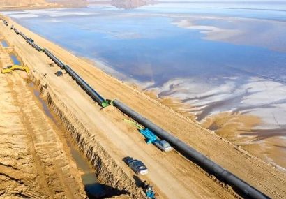 موج امید در اصفهان تشنه؛ چرخ صنعت نصف جهان با آب دریا می‌چرخد