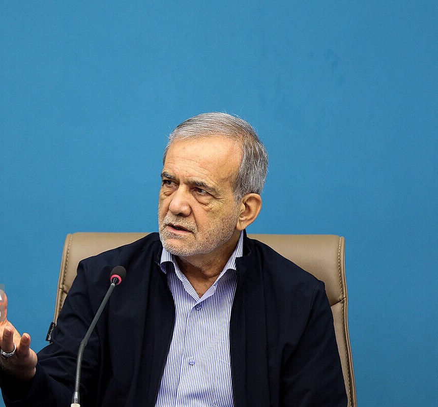 رئیس جمهور واحد گازی ۱۸۳ مگاواتی جدید نیروگاه نکا را افتتاح کرد