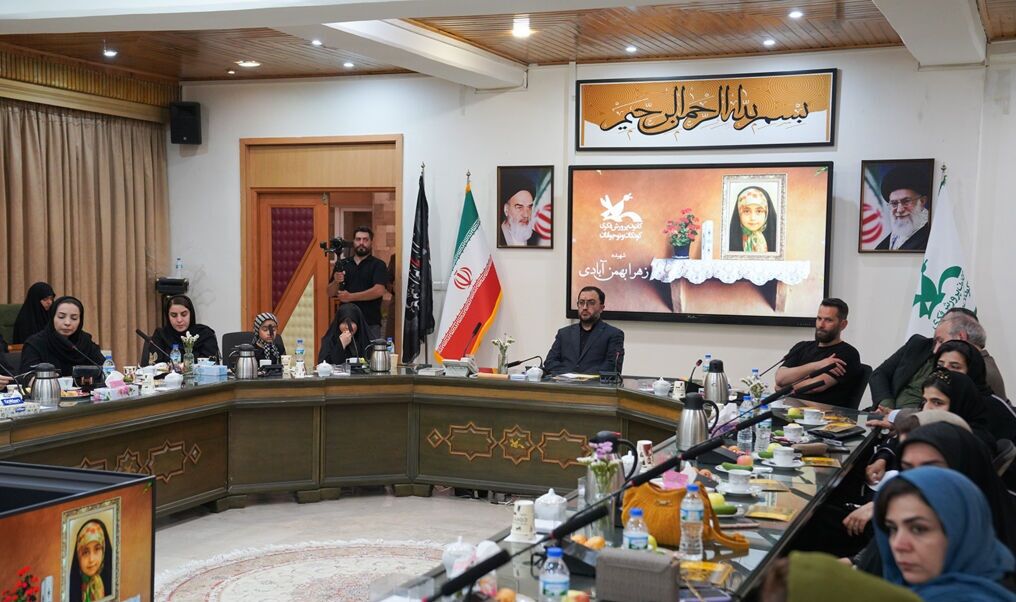 مدیرعامل کانون: قلم شاعران، صدای شهدای کودک و نوجوان است