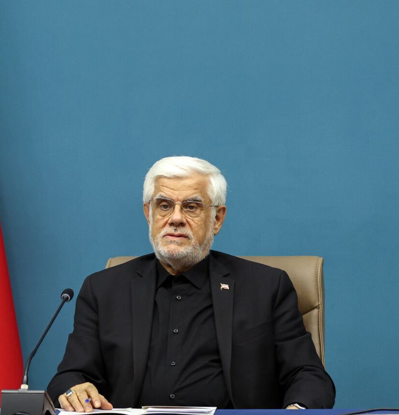 عارف:راهبرد ما بر این مبناست که مسائل را با مذاکره حل و فصل کنیم