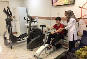 فیزیوتراپی کلید سلامت سالمندان و پیشگیری از ضعف و زمین‌خوردگی است
