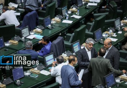 تذکرات نمایندگان/ از وضعیت معیشتی مردم و ادامه خاموشی‌ها تا درخواست حضور سران قوا در مجلس