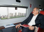 پزشکیان با قطار وارد پکن شد