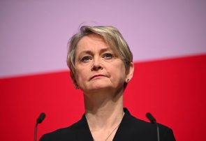 انگلیس: اسرائیل به محاصره غزه پایان دهد