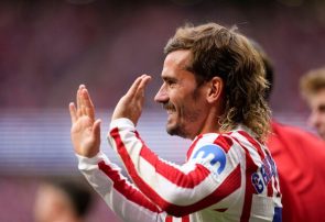 به دنبال دویستمین گل