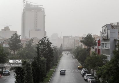 هشدار نارنجی گرد و غبار در خراسان رضوی/ استفاده از ماسک الزامی است