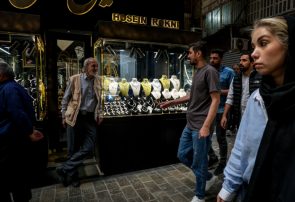 ریزش قیمت ارزها در مرکز مبادله/نوسان در بازار طلای تهران