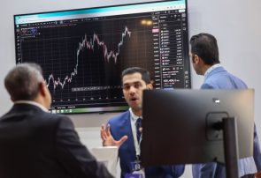 بورس از شرایط اضطراب خارج شده است/ رضایت فعالان بازار از عدم دخالت دولت