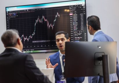 بورس از شرایط اضطراب خارج شده است/ رضایت فعالان بازار از عدم دخالت دولت