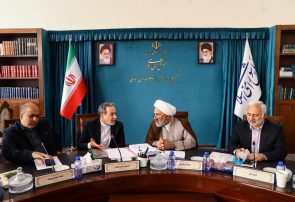 مالکیت قطعی ایران بر جزایر سهگانه در مجامع بینالمللی پیگیری میشود مالکیت قطعی ایران بر جزایر سهگانه در مجامع بینالمللی پیگیری میشود