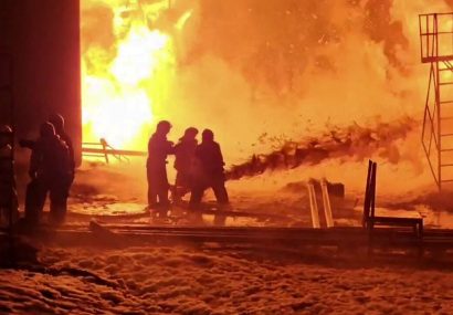 آتشسوزی در کارخانه بزرگ فرآوری گاز روسیه در پی حمله پهپادی اوکراین آتشسوزی در کارخانه بزرگ فرآوری گاز روسیه در پی حمله پهپادی اوکراین