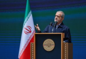 هر مسئله‌ای که به مثابه تحریم داخلی برای فعالان اقتصادی مزاحمت ایجاد کرده را رفع می‌کنیم