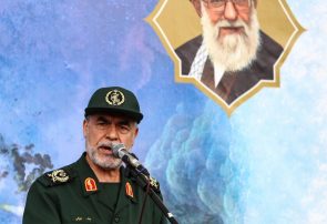 معاون سیاسی سپاه: جهاد تبیین سپری در برابر جنگ شناختی دشمن است معاون سیاسی سپاه: جهاد تبیین سپری در برابر جنگ شناختی دشمن است