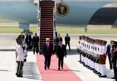 ترامپ وارد مالزی شد/ گسترش روابط با کشورهای آسیایی در دستورکار واشنگتن ترامپ وارد مالزی شد/ گسترش روابط با کشورهای آسیایی در دستورکار واشنگتن