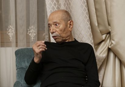 مدیران خانه سینما به عیادت «علی نصیریان» رفتند/دلتنگی آقای بازیگر برای تقوایی و مهرجویی