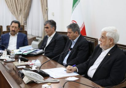 عارف: یک تقسیم کار دقیق بین‌المللی برای ضربه زدن به اقتصاد ایران ایجاد شده است