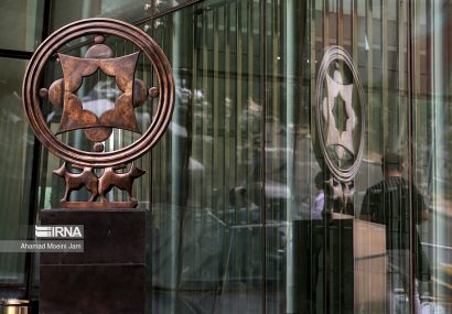 شاخص بورس نخستین روز هفته را با رشد ۲۱ هزار واحد آغاز کرد