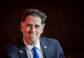 وزیر راهبردی اسرائیل: اسرائیل در صورت خلع سلاح حماس از خط زرد عقب‌نشینی می‌کند